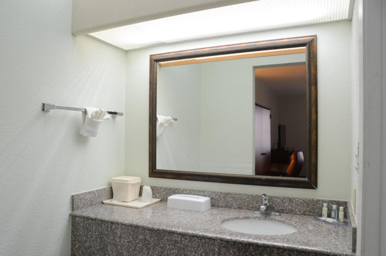 Quality Inn & Suites Covington Exteriér fotografie